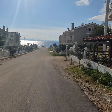 Teo's Seaview Specious 140m2 Near Harbor Nikiti (Sithonia)